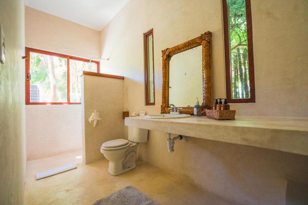 Koupelna v ubytování Casa Zaba