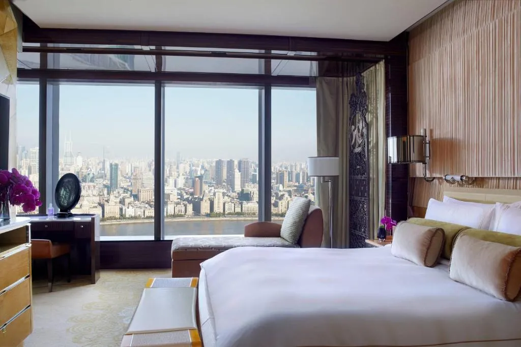 Shanghai Bund View Suite