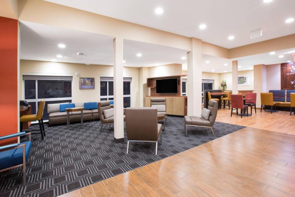 TownePlace Suites by Marriott Olympia photo