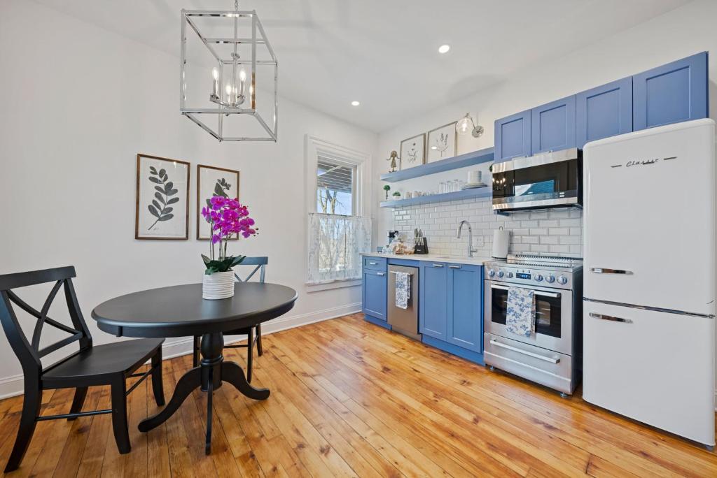 Gallery image of Luxury Boutique Downtown Private Unit in Sandusky