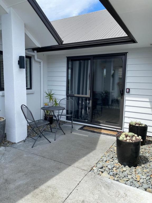 Ihimaera Suite 1 or 2 brm River Garden Cambridge with Complimentary Continental Breakfast - Resim 6