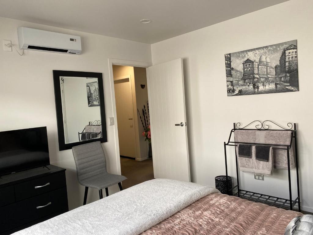 Ihimaera Suite 1 or 2 brm River Garden Cambridge with Complimentary Continental Breakfast - Resim 7