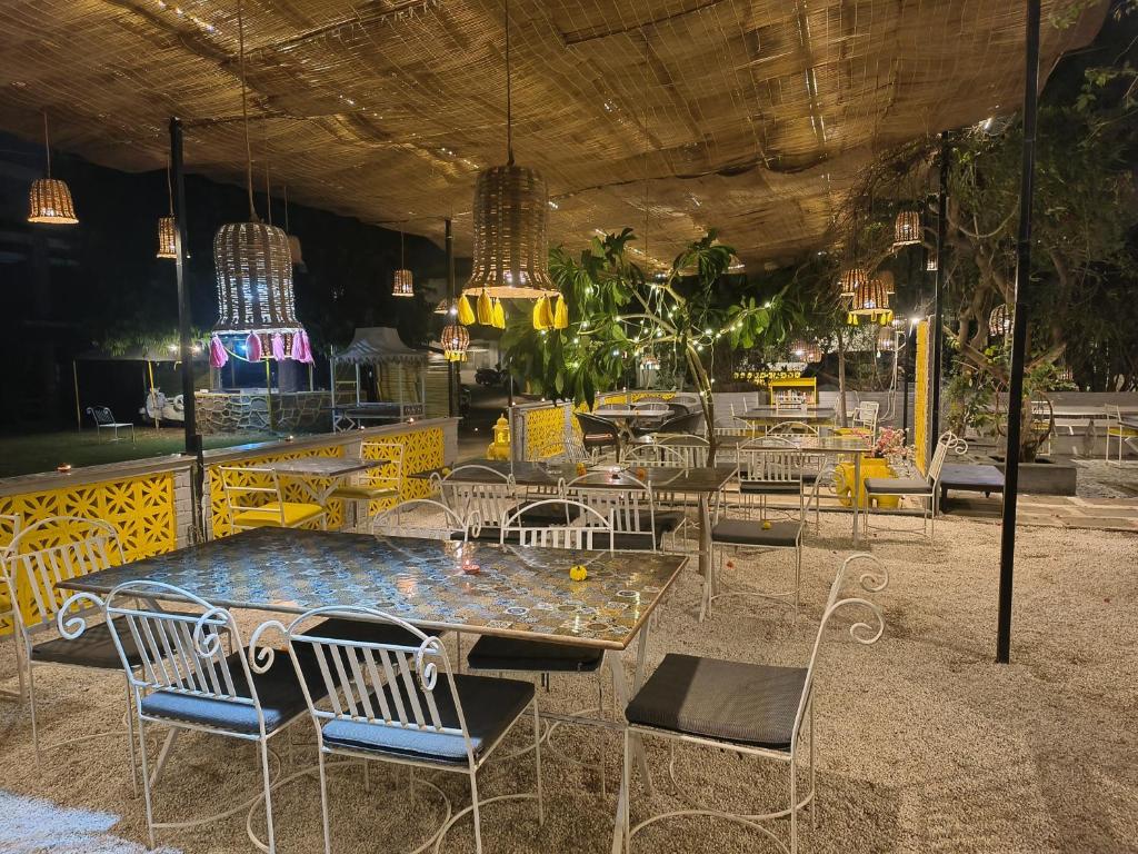 Restaurace v ubytování Elephant Pushkar