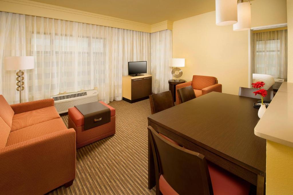TownePlace Suites by Marriott Dallas DFW Airport North/Grapevine - Studio De Reine