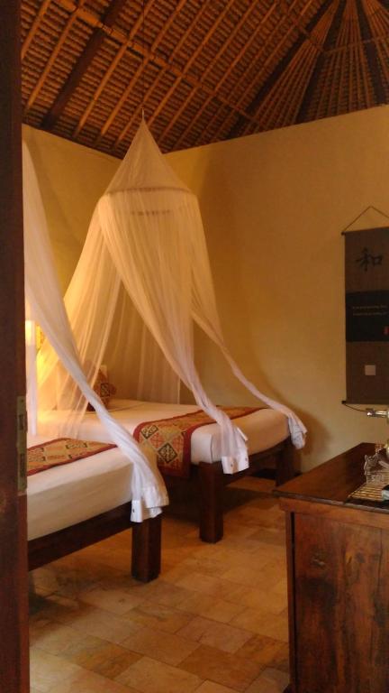 Villa Puri Ayu - Deluxe Twin Room