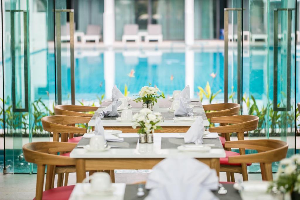 Bazén v ubytování BlueSotel Krabi AoNang Beach nebo v jeho okolí