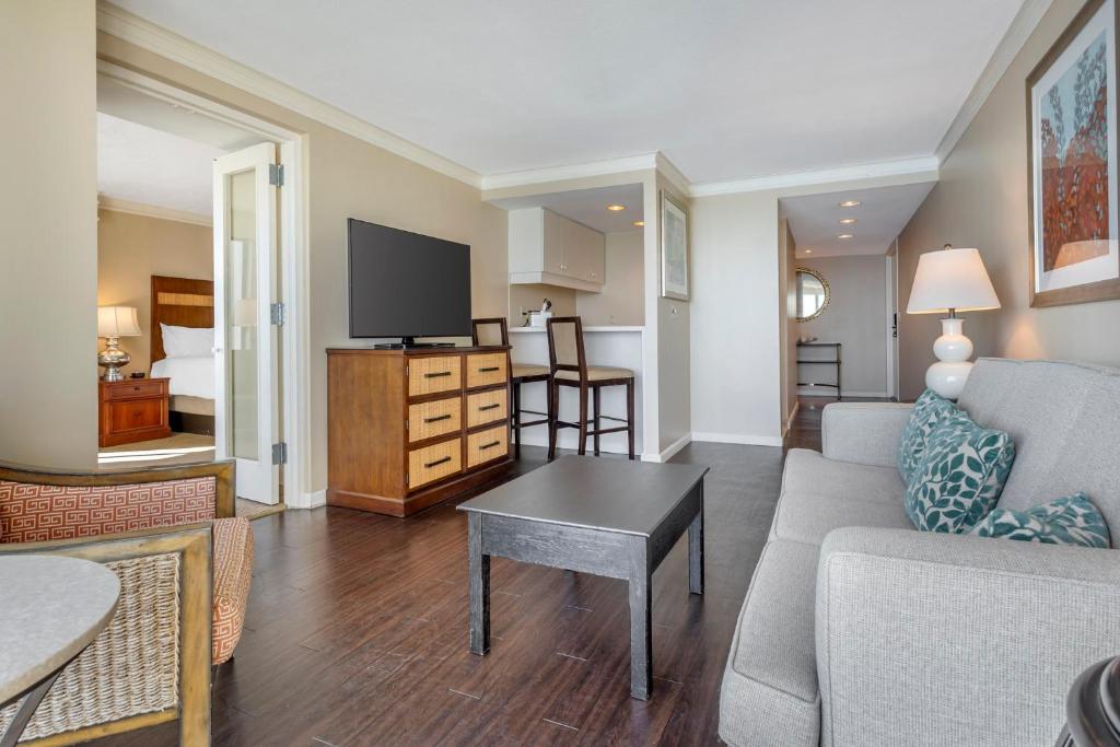 Omni Corpus Christi Hotel - Bayfront Omni Suite - 1 король