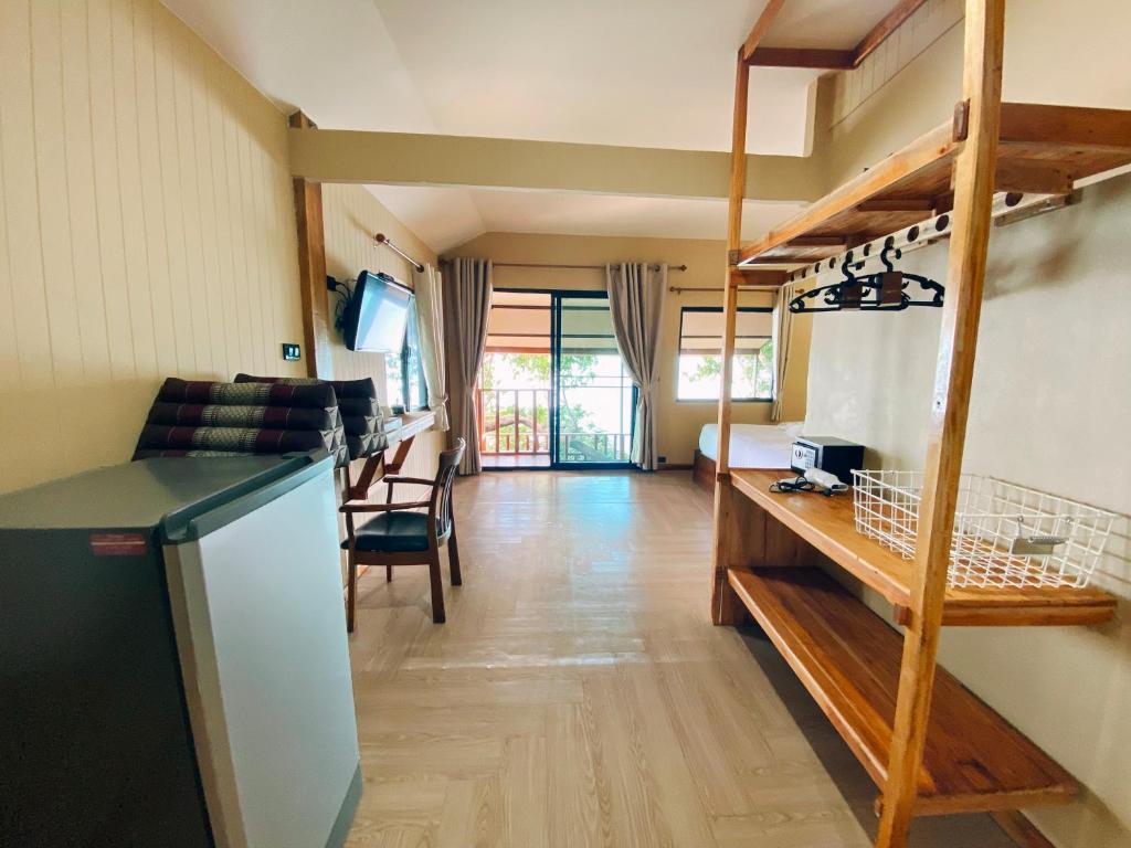 Kuchyň nebo kuchyňský kout v ubytování Velora Bay Koh Jum