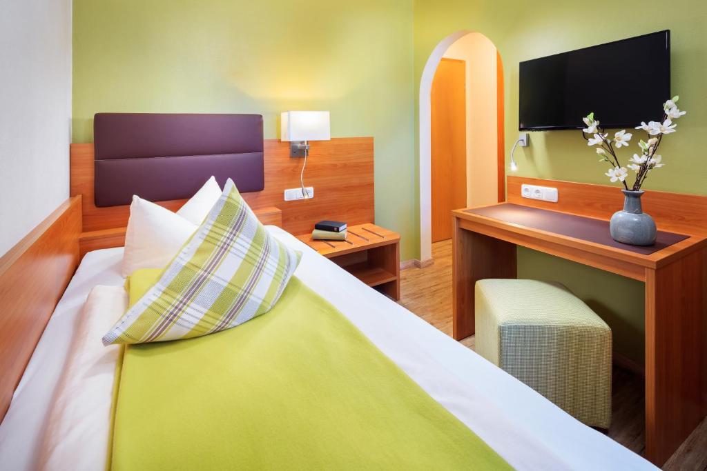 Altstadthotel "Zum Hechten" - 1