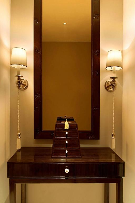 The St. Regis Bangkok - 11