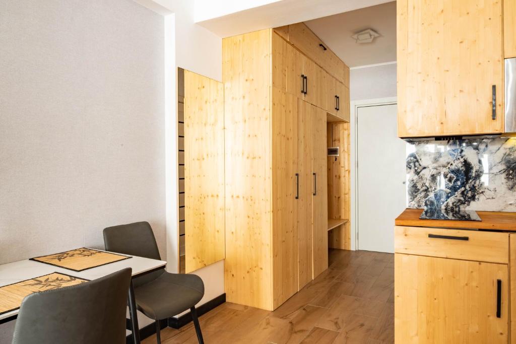 Kuchyň nebo kuchyňský kout v ubytování Room310
