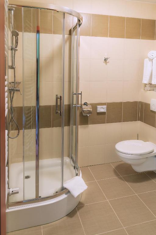 Koupelna v ubytování HOTEL I RESTAURACJA BROCHÓW