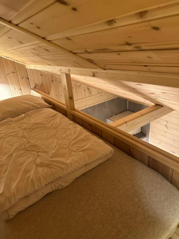 Postel nebo postele na pokoji v ubytování Haugo Utleige Lodge