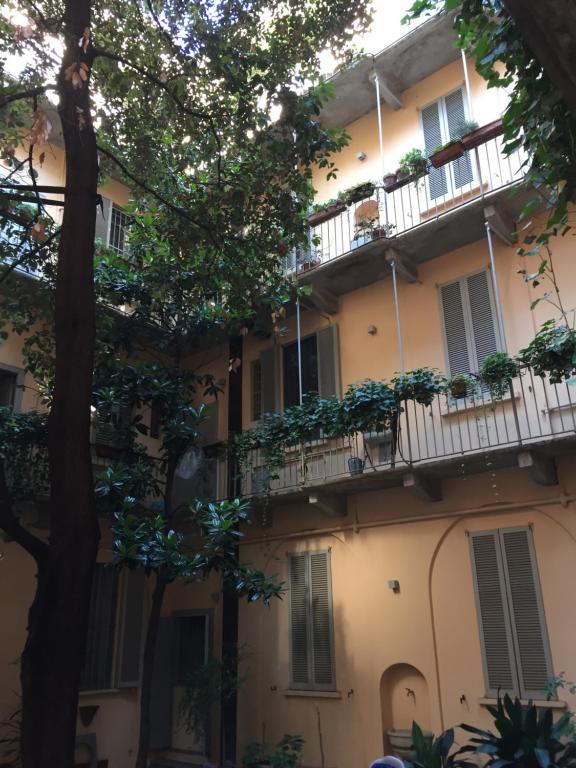 Casa di ringhiera milanese