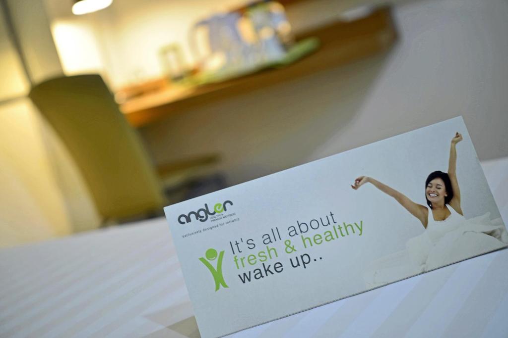 Certifikát, hodnocení, plakát nebo jiný dokument vystavený v ubytování Whiz Hotel Malioboro Yogyakarta