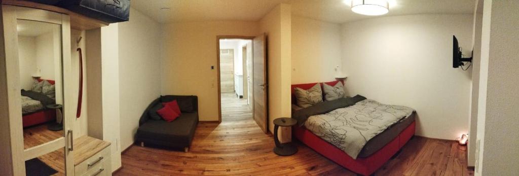 Postel nebo postele na pokoji v ubytování Miniapartment in Erlensee