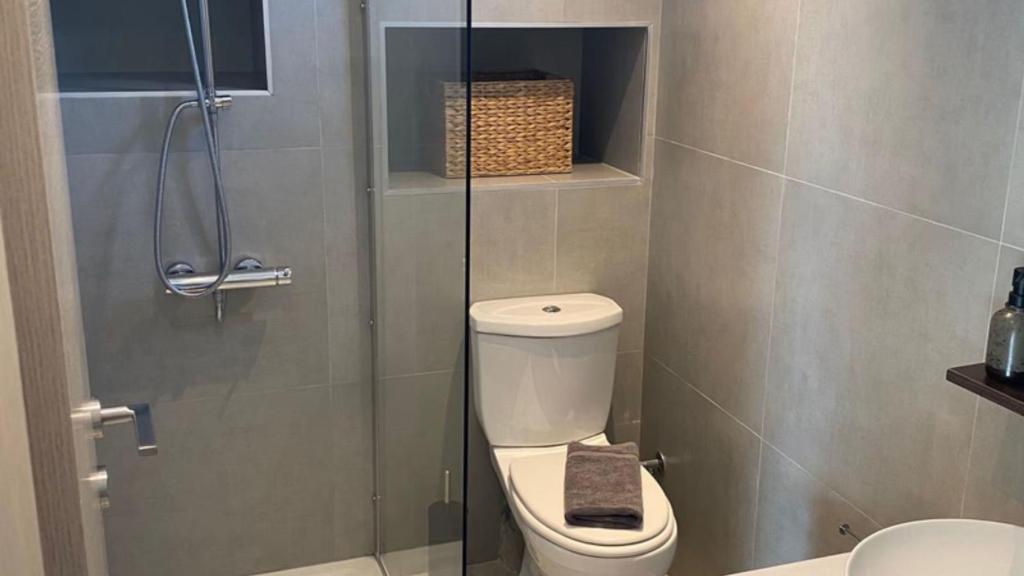 Koupelna v ubytování Room in Studio - Cactus Suberb Suite With Private Pool