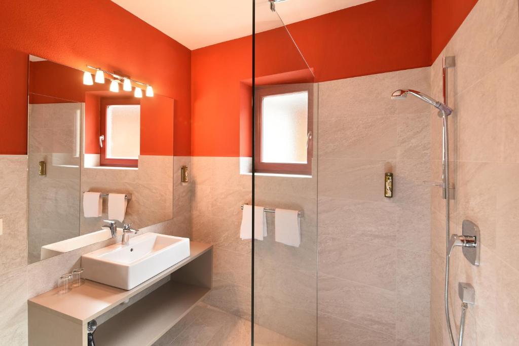 Koupelna v ubytování Hotel Gassenwirt