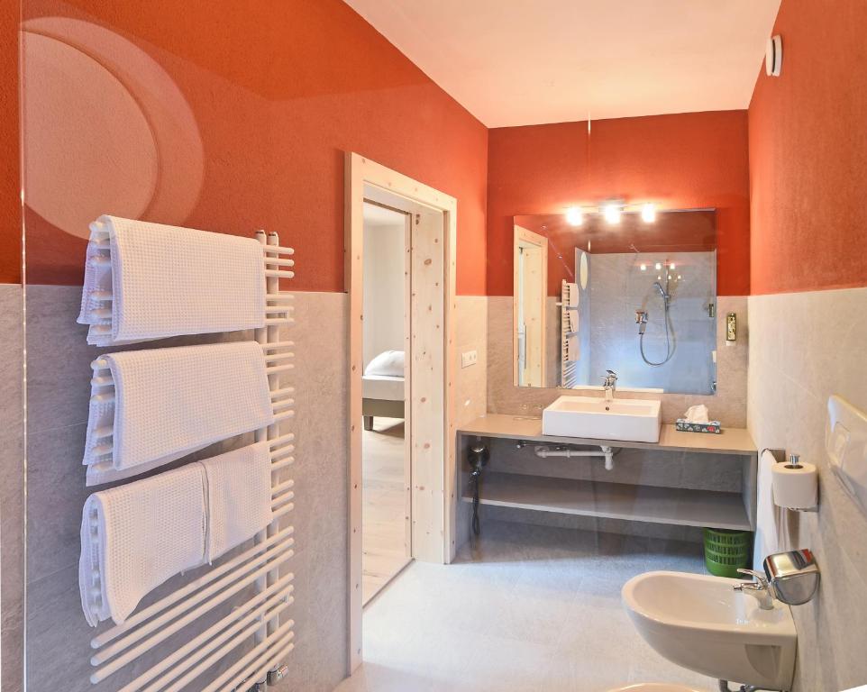 Koupelna v ubytování Hotel Gassenwirt