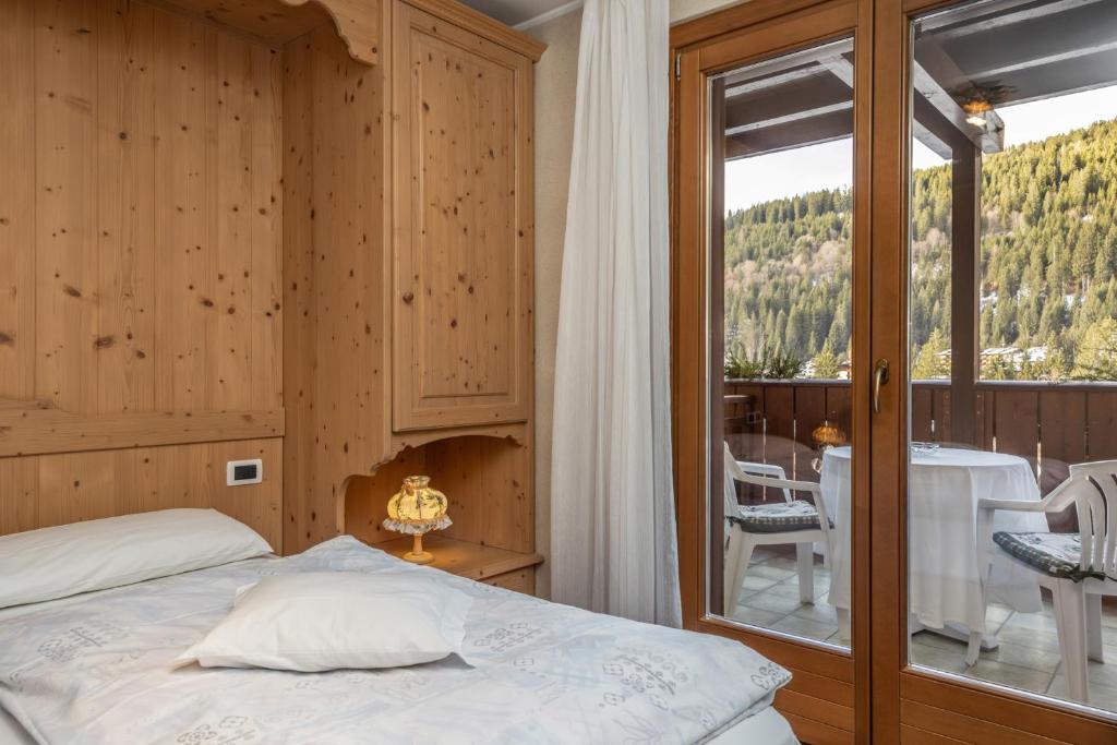 Voodi või voodid majutusasutuse HOTEL GARNi NORMA toas