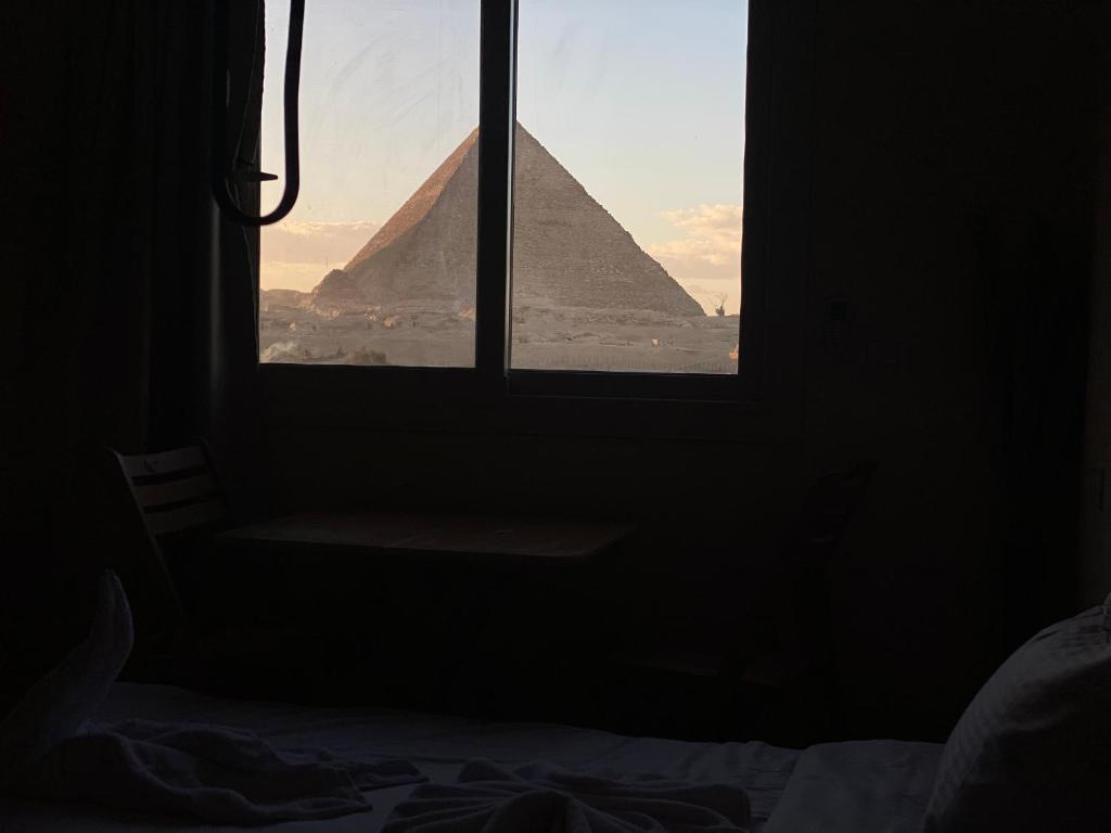 Nespecifikovaný výhled na hory nebo výhled na hory při pohledu z hotelu