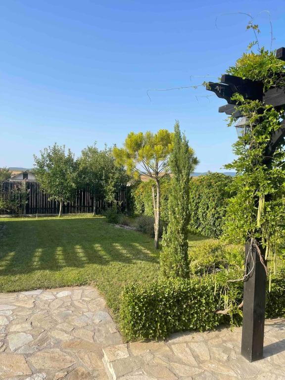 Zahrada ubytování Garden Villa 2 Bedroom Villa with pool near to Sunny beach