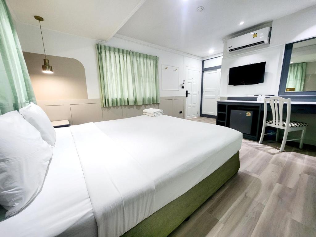 SEATEL Phuket, Patong Beach - Resim 6