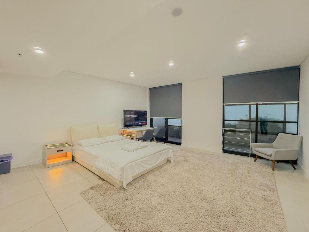 Burwood Studios at St Luke Square - Suite De Un Dormitorio Con Cama Tamaño Queen