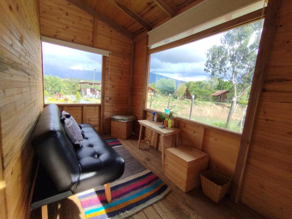 Příroda nedaleko luxury tent