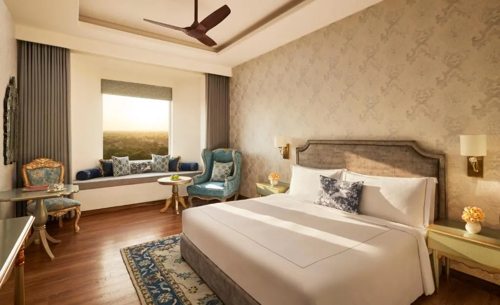 Premier Room - Enjoy 20% on all hotel services,90 mins SPA at the cost of 60 mins, 4 pints of beer on arrival,4 Pcs of laundry, 1+1 on selected beverages at Sheesh Mahal (12PM-6PM), Complimentary Evening Hi-Tea