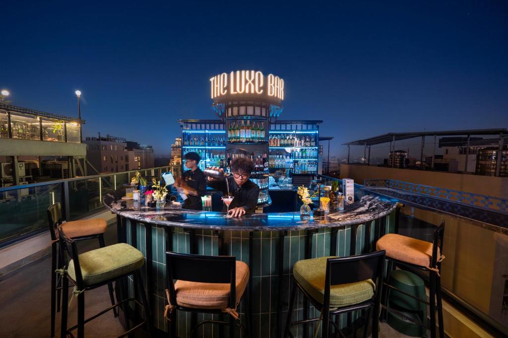 Nápoje v ubytování Le Premier Hotel & Rooftop Bar