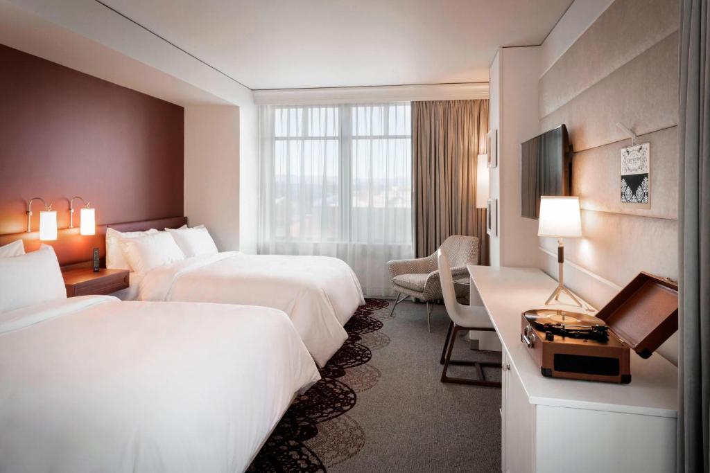 The Elizabeth Hotel, Autograph Collection - 