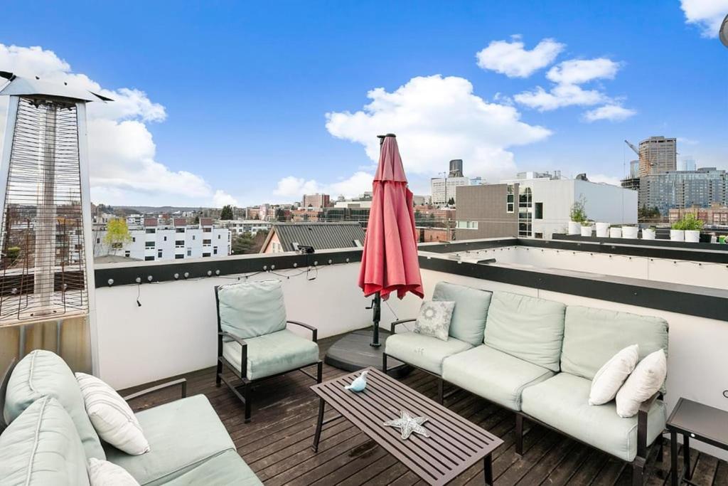 Χώρος καθιστικού στο Perch - Centro house F