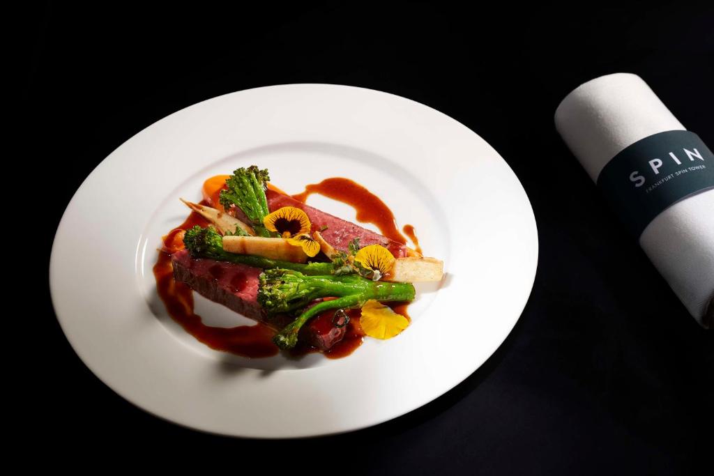 NH Collection Frankfurt Spin Tower - Resim 10