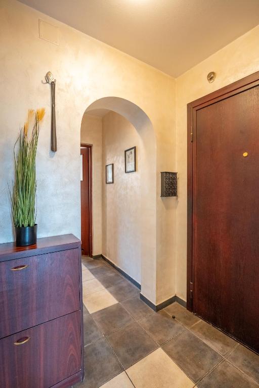 Fotografie z fotogalerie ubytování 2BDR Retro Coziness v Sofii