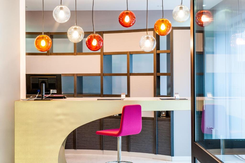 Mercure Hotel Düsseldorf Zentrum - Resim 43