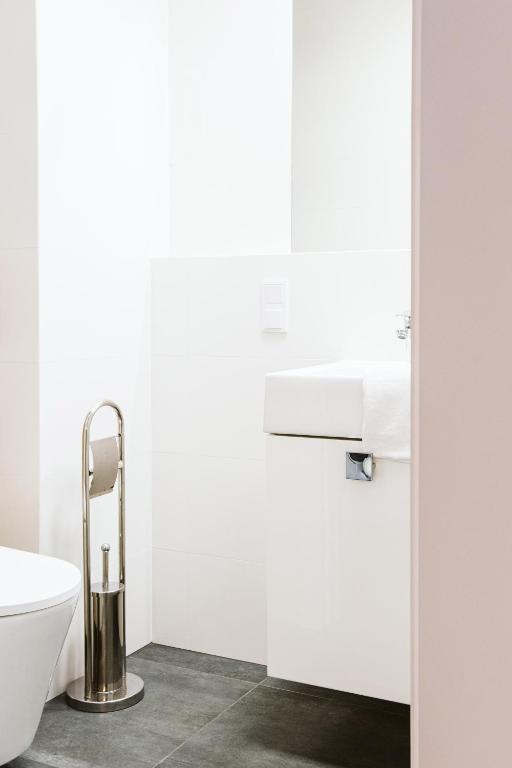 Symphony City Square Aparthotel - Resim 16