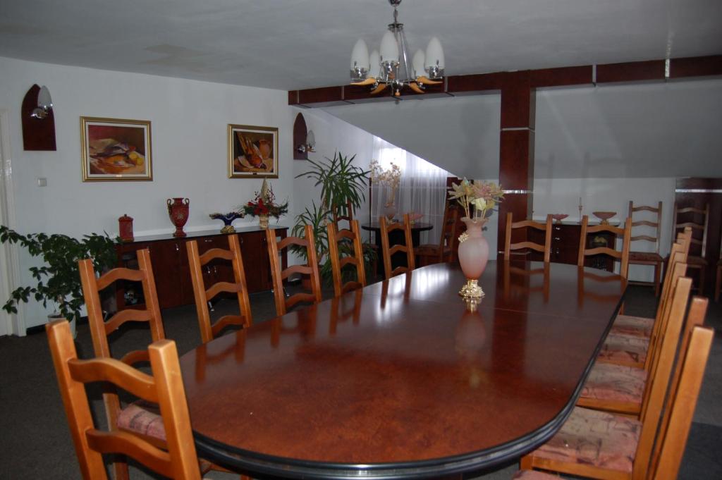 Restaurace v ubytování Motel Maestro
