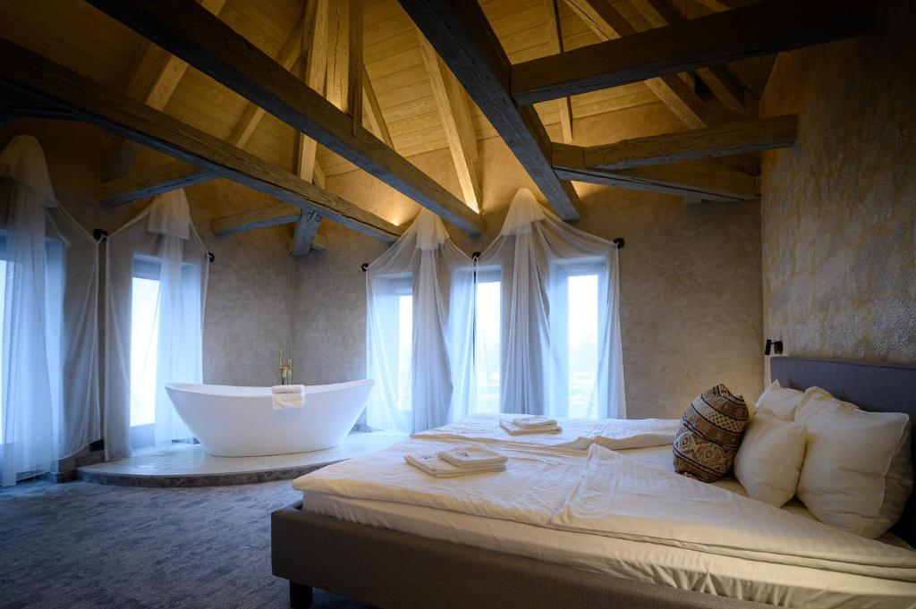 Bordűr Wellness Hotel Superior és Szőnyegmúzeum - Habitación Doble De Lujo