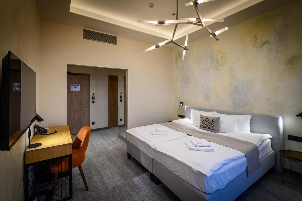 Bordűr Wellness Hotel Superior és Szőnyegmúzeum - Suite Con Vista De Río
