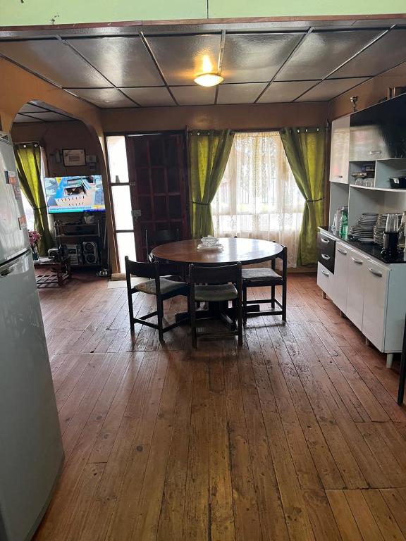 Köök või kööginurk majutusasutuses Habitación cómoda por día