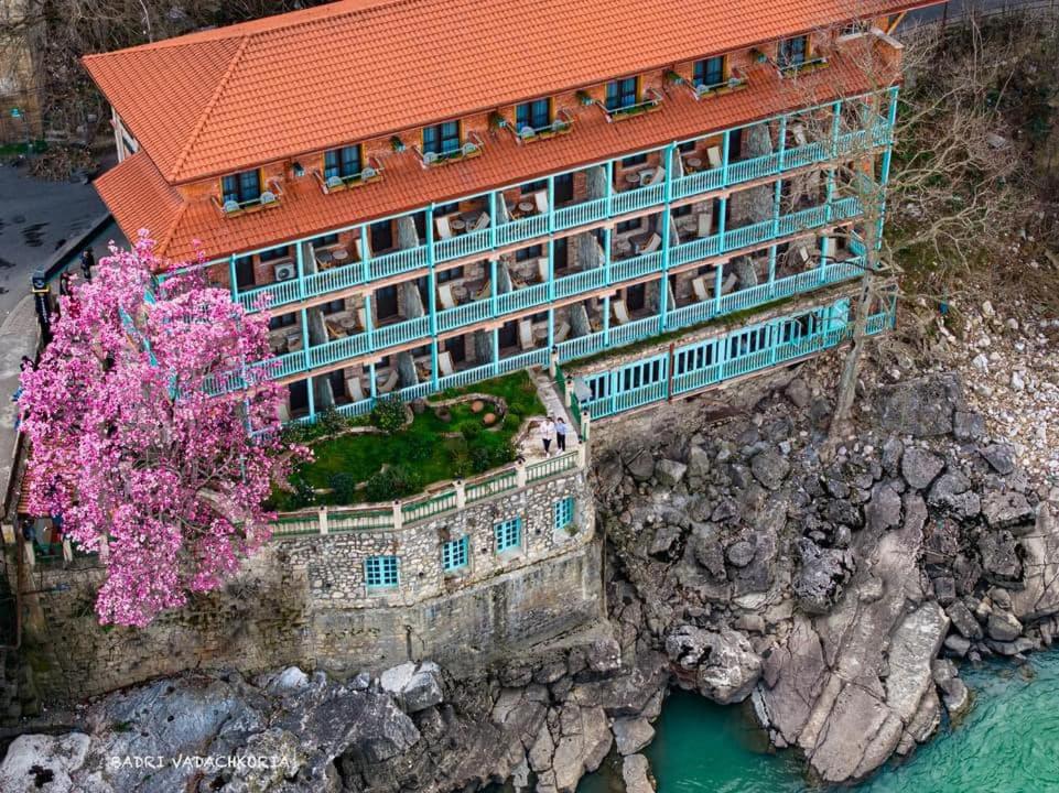 Příroda nedaleko hotelu