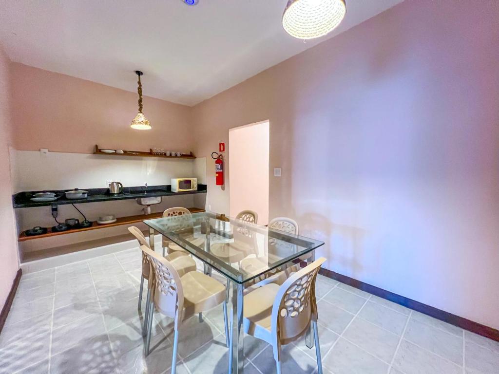 Kuchyň nebo kuchyňský kout v ubytování Balanço do Mar Rooms