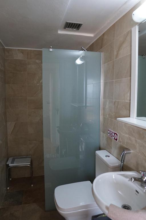 Kúpeľňa v ubytovaní Sea And Sun apartments 303 Ιδιωτικό διαμέρισμα