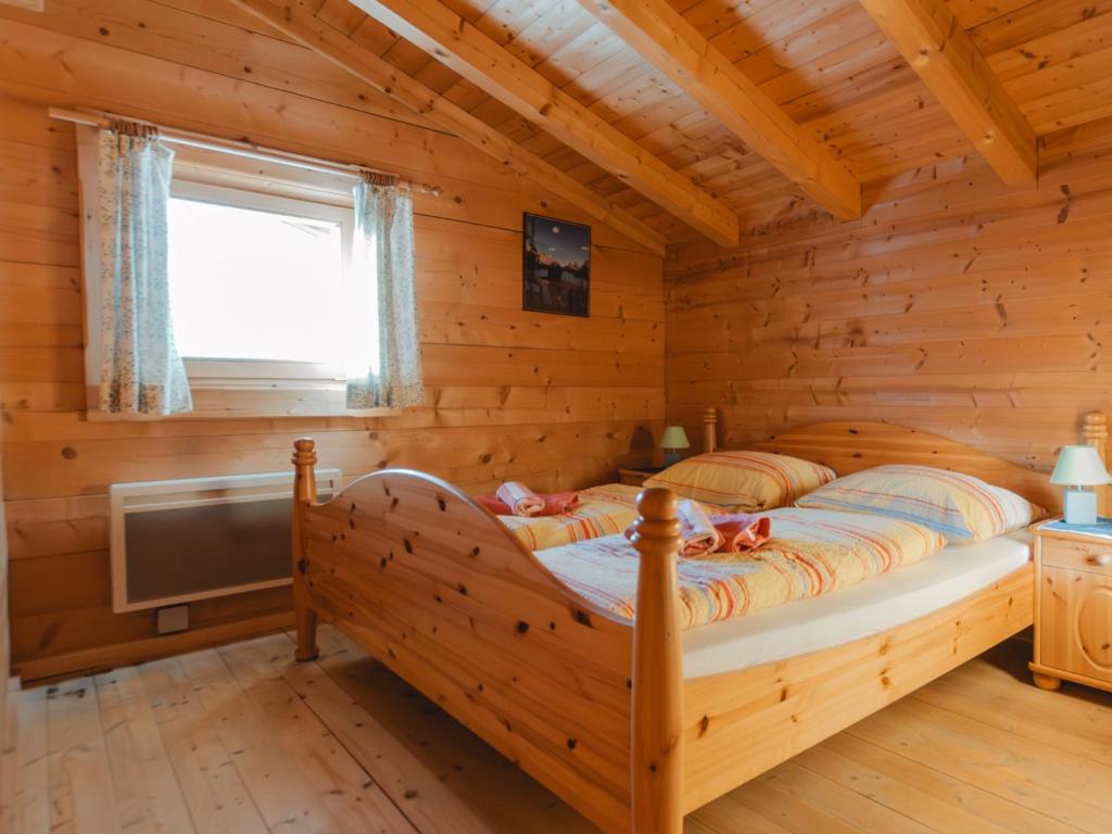 Posteľ alebo postele v izbe v ubytovaní Apartment Geislhof by Interhome
