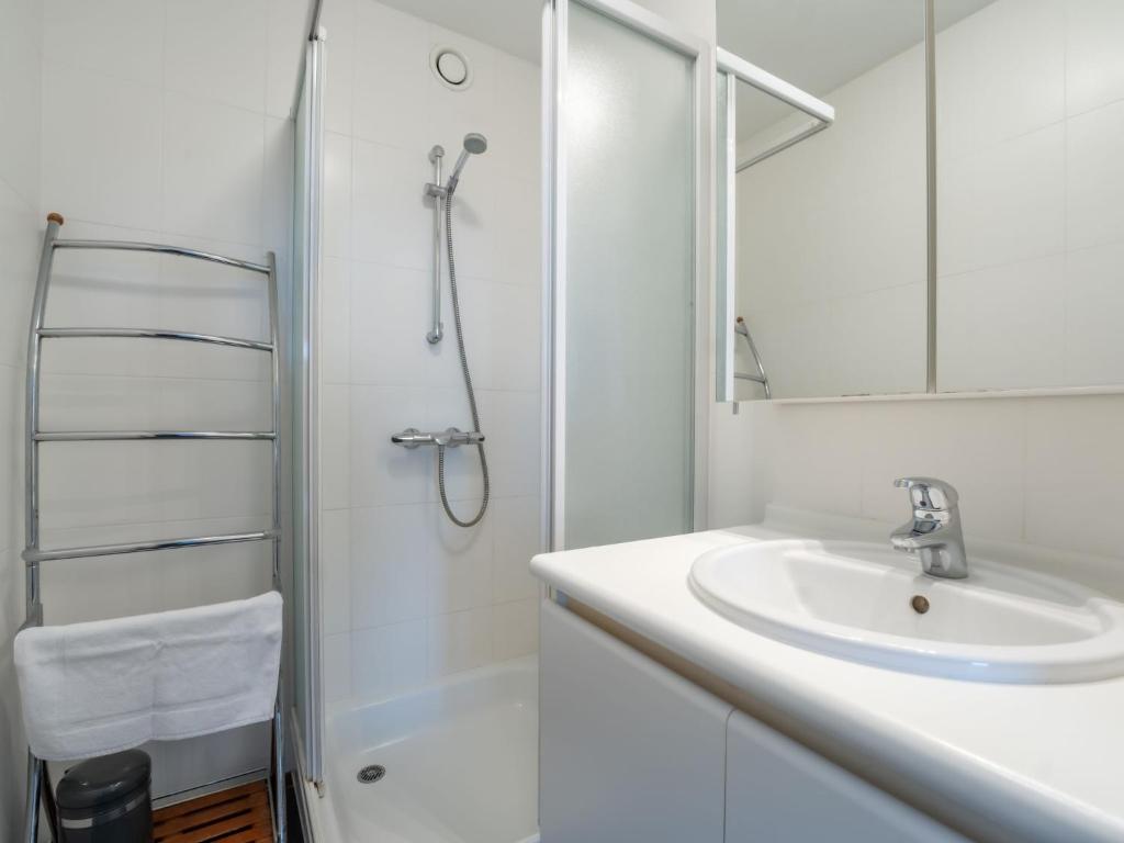 Koupelna v ubytování Apartment Appartement 402 by Interhome