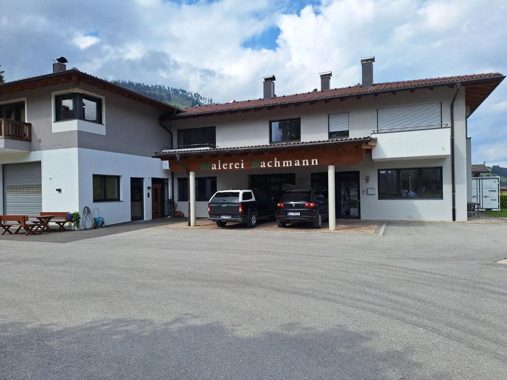 Budova, v ktorej sa apartmán nachádza