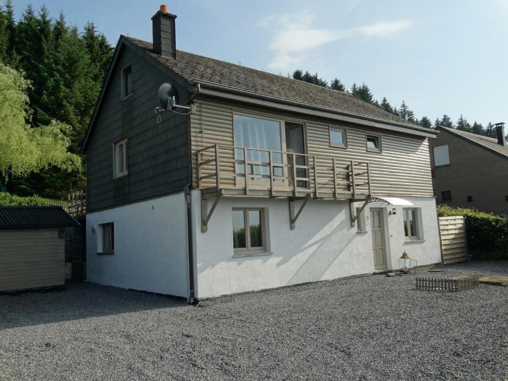 Το κτήριο όπου στεγάζεται  το σαλέ