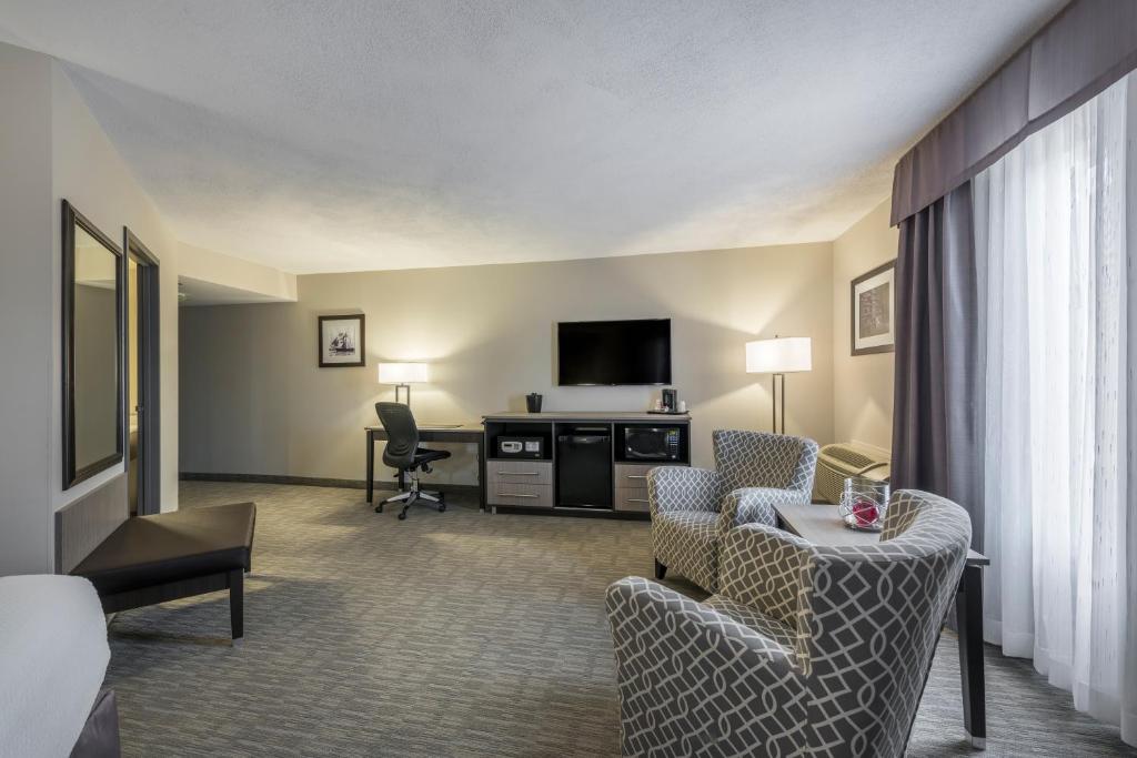 Chateau Bedford Trademark Collection by Wyndham photo