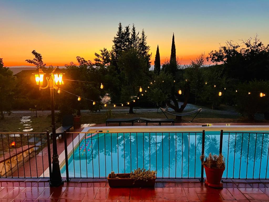 Casale Delle Querce farmhouse in Giove Umbria with pool